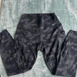 Nike dri-fit legging